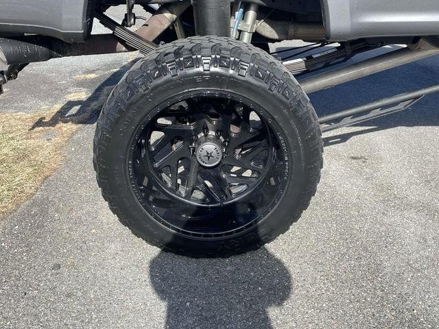 Used 2022 Ford F250 Lariat image 9