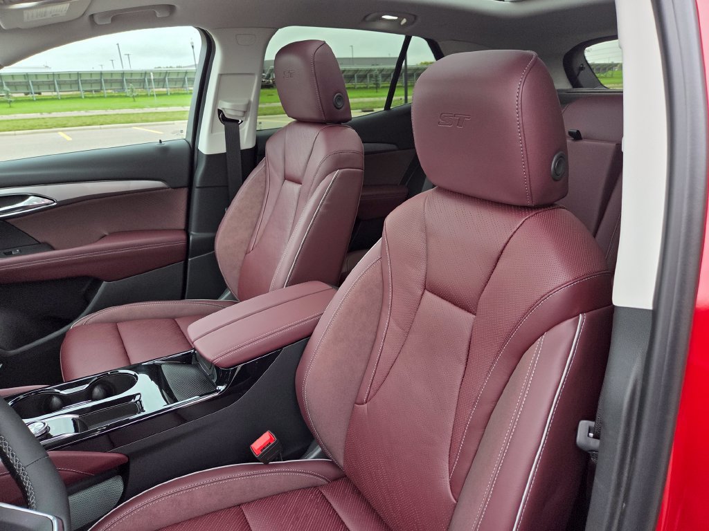 New 2026 Buick Envision Sport Touring AWD/4WD image 7