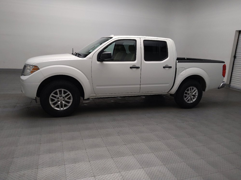 Used 2014 Nissan Frontier SV w/ SV Value Truck Package RWD image 2