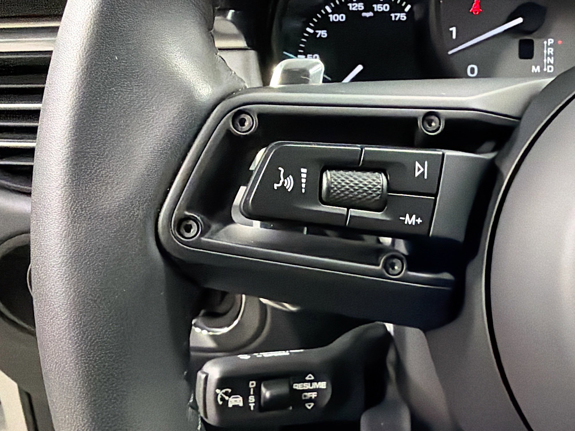 Used 2025 Porsche Macan S image 36