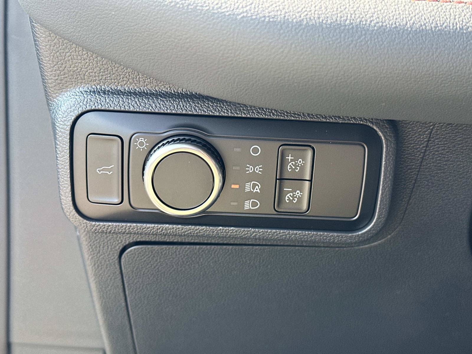 New 2027 Ford Explorer Active AWD/4WD image 20