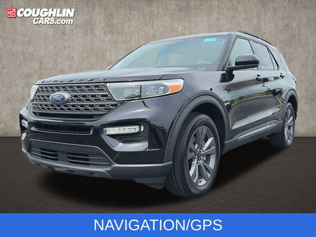 Used 2024 Ford Explorer XLT w/ Equipment Group 202A AWD/4WD image 4