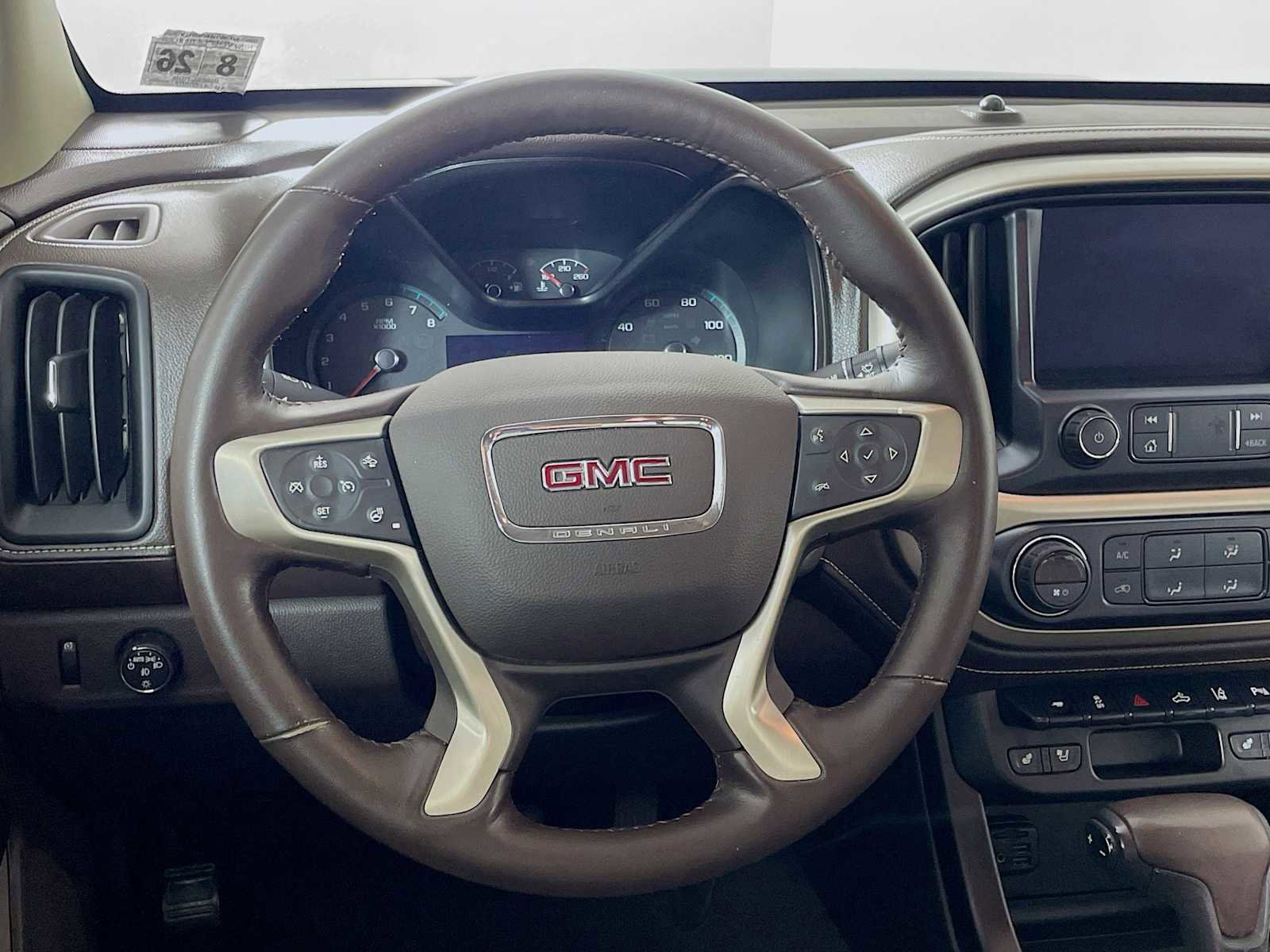 Used 2021 GMC Canyon Denali image 9