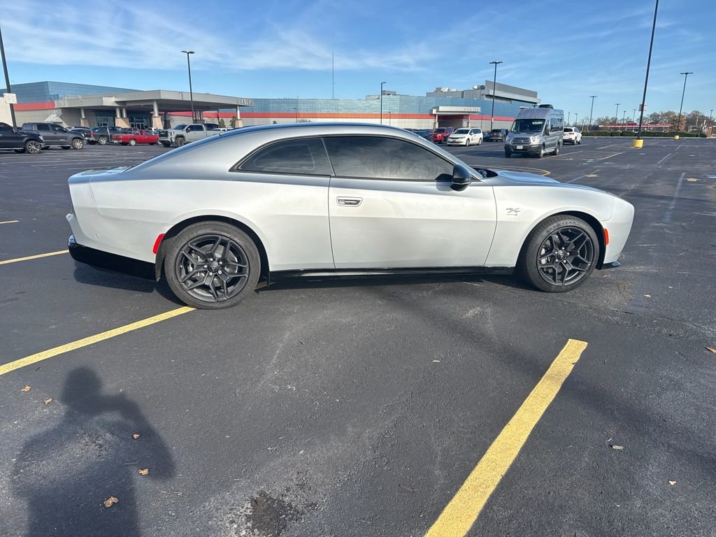 Used 2024 Dodge Charger R/T w/ Plus Group image 13