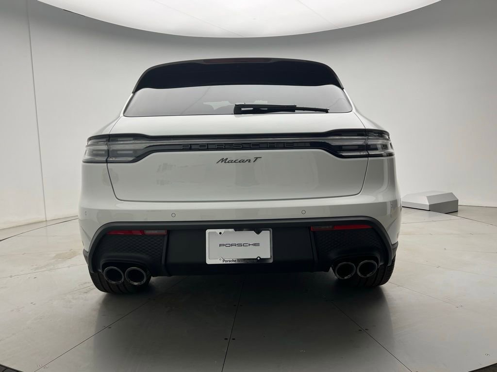 Used 2026 Porsche Macan image 21