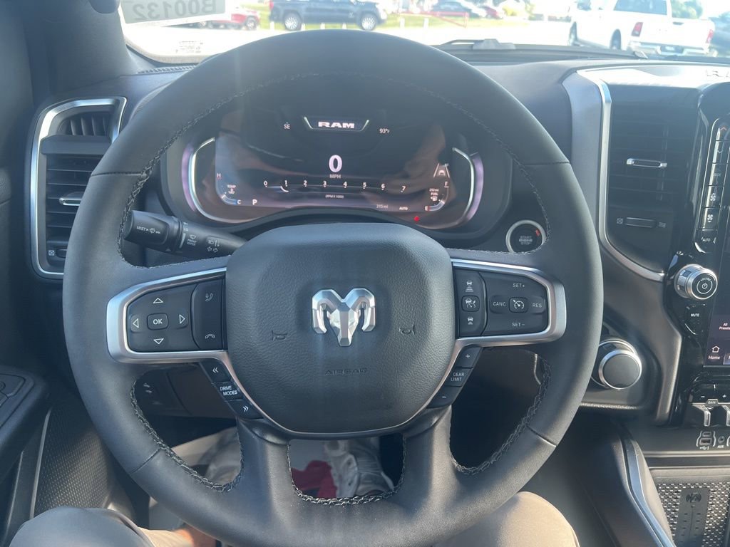 New 2026 RAM 1500 4x4 Crew Cab image 12