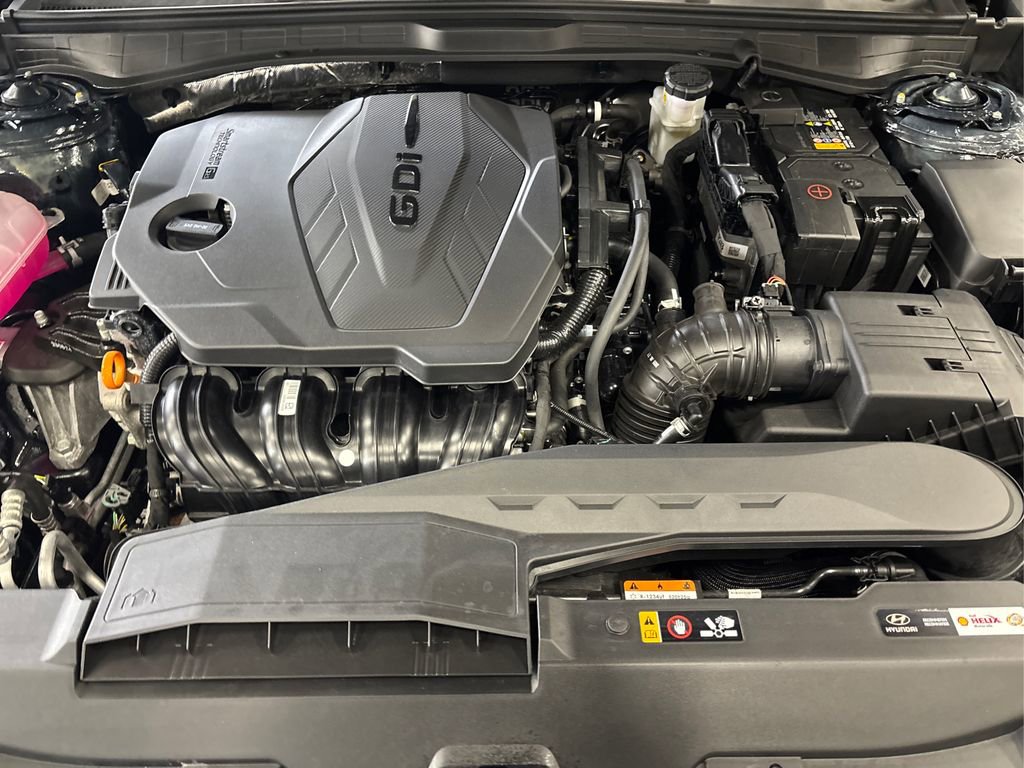 Certified 2025 Hyundai Sonata SE image 13