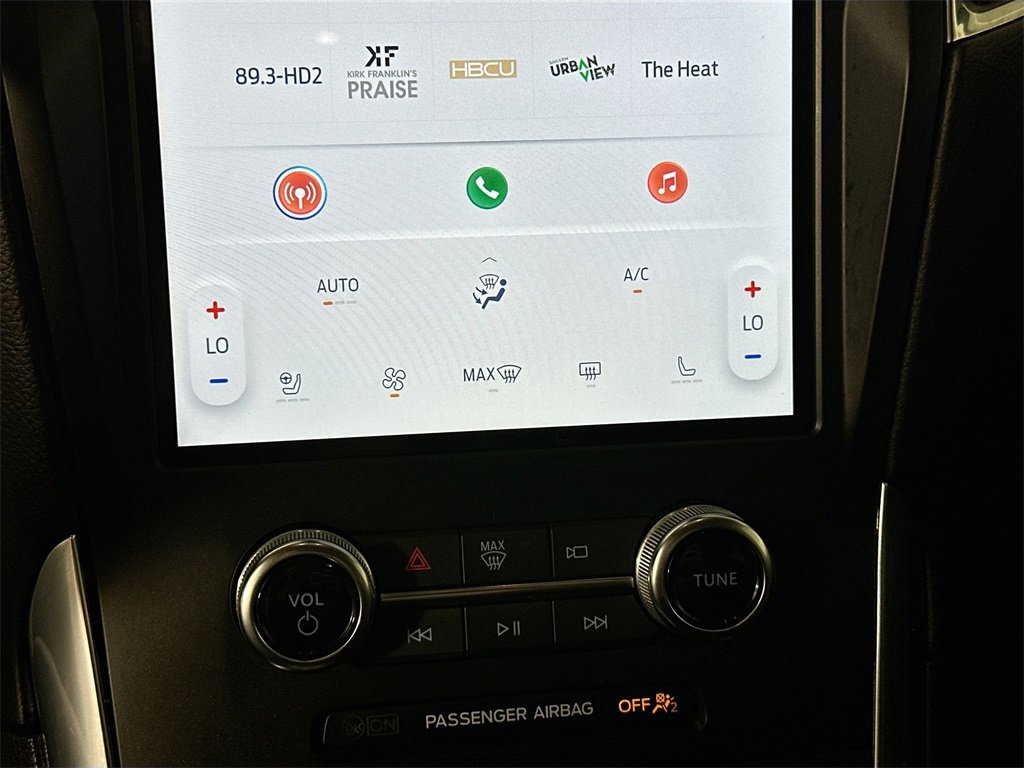 Used 2024 Ford Edge Titanium image 21