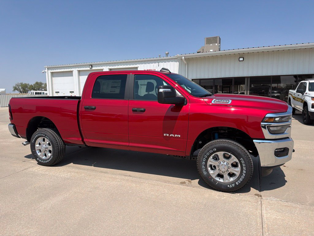 New 2026 RAM 2500 Big Horn AWD/4WD image 6