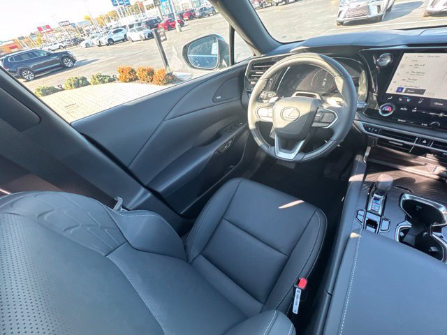 New 2026 Lexus RX 350h AWD/4WD image 28