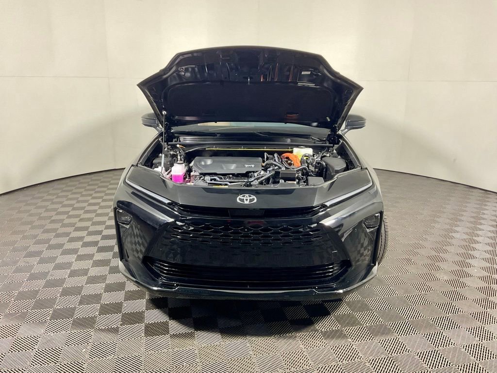 New 2025 Toyota Crown Signia image 7