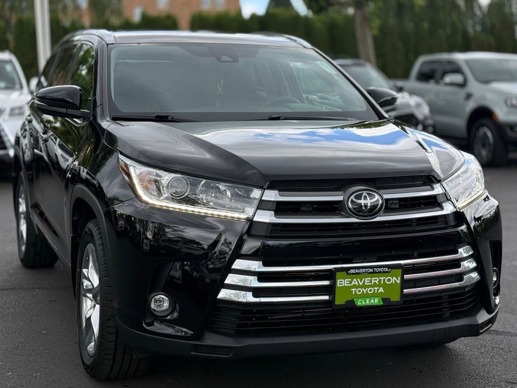 Used 2019 Toyota Highlander Limited AWD/4WD image 7