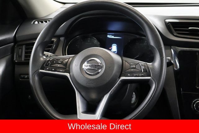 Used 2017 Nissan Rogue S AWD/4WD image 14