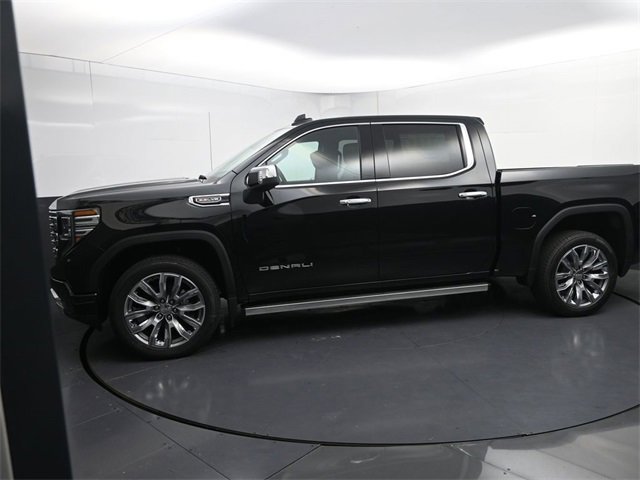 New 2026 GMC Sierra 1500 Denali w/ Denali Reserve Package image 8