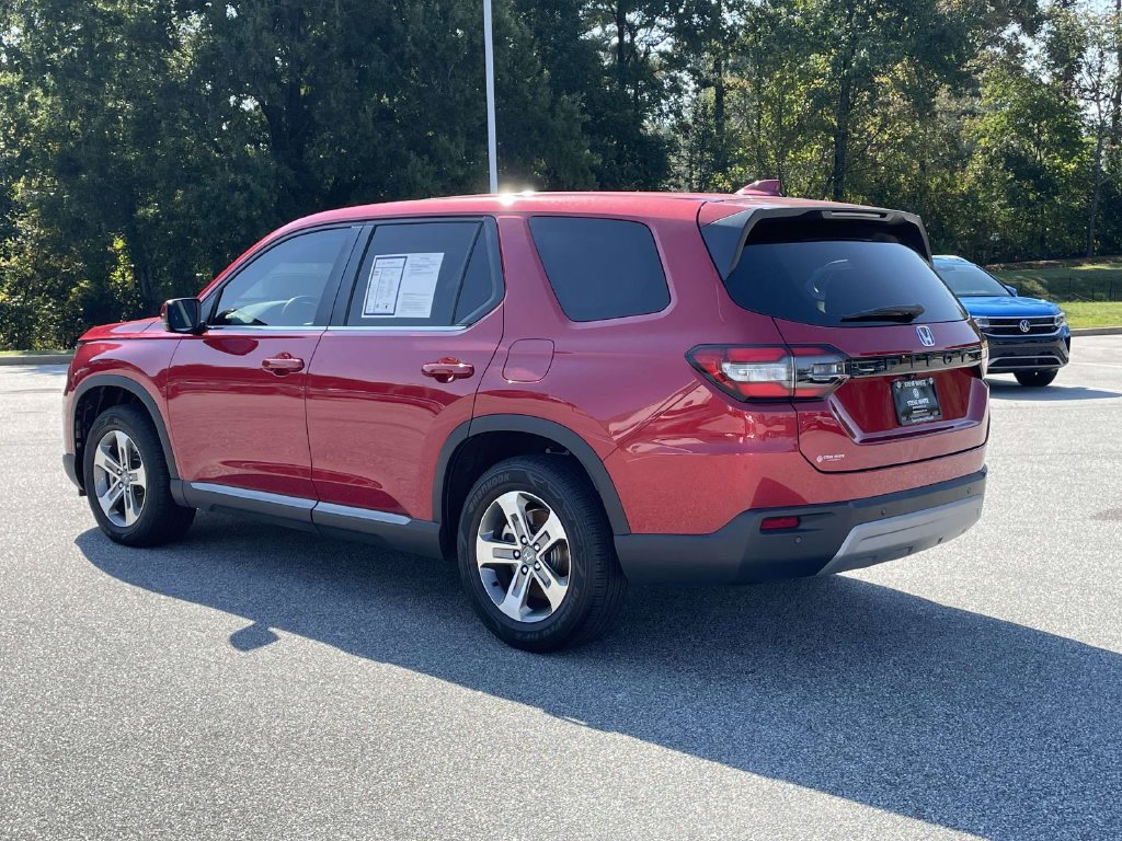 Used 2025 Honda Pilot EX-L image 5