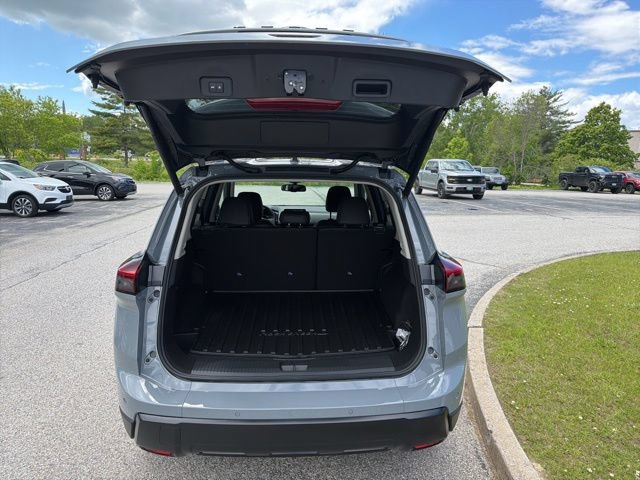 New 2026 Nissan Rogue SV w/ Rock Creek Premium Package AWD/4WD image 13