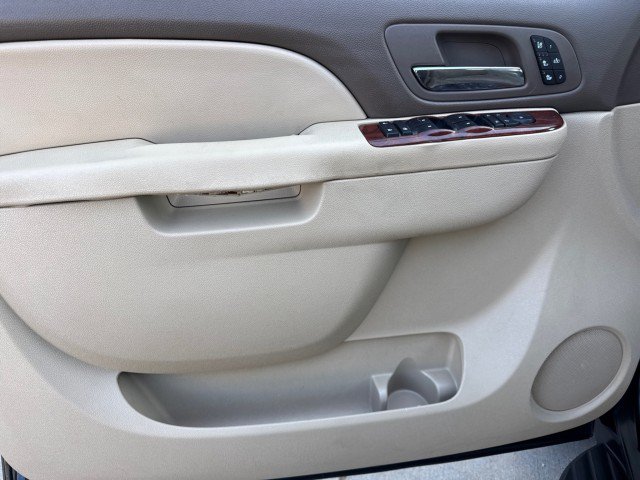 Used 2012 Chevrolet Suburban LTZ AWD/4WD image 14