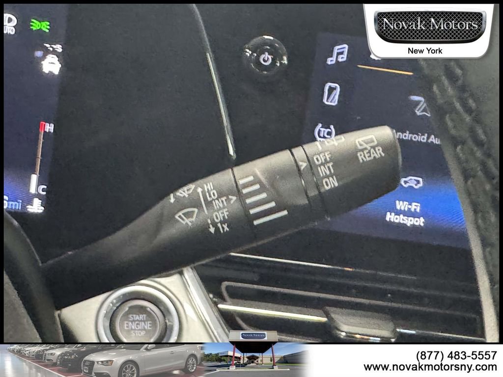 Used 2025 Chevrolet Trax LT w/ Driver Confidence Package image 18