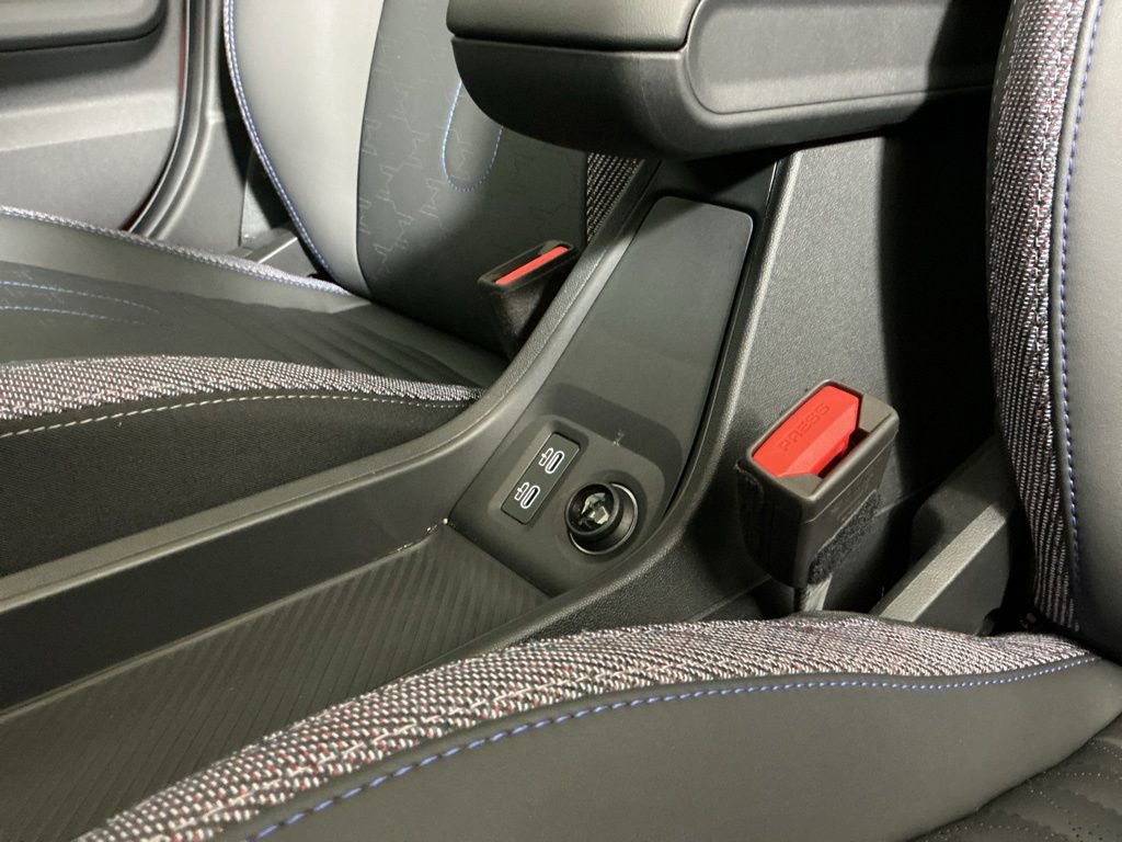 Certified 2025 MINI Cooper S FWD image 17
