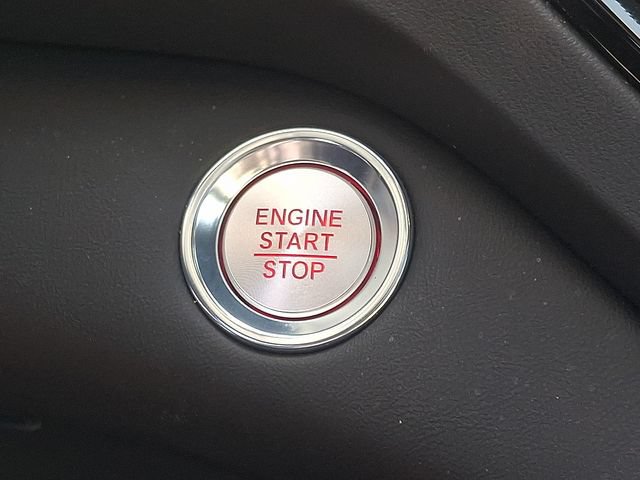 Certified 2025 Acura RDX SH-AWD image 23