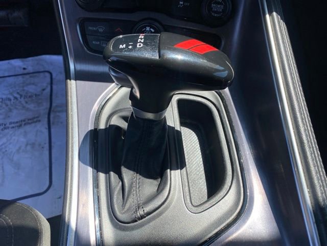 Used 2018 Dodge Challenger SXT RWD image 17