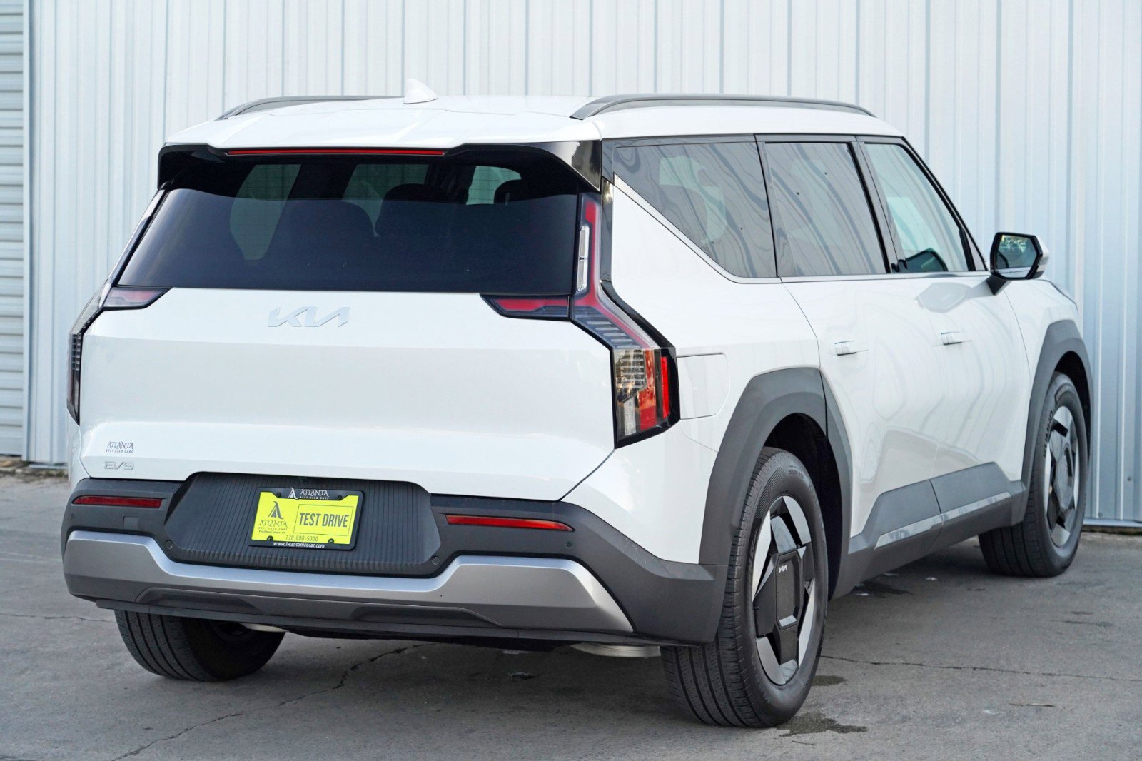 Used 2024 Kia EV9 Wind image 56
