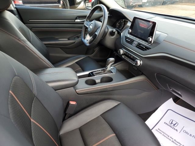 Used 2022 Nissan Altima 2.5 SR image 8