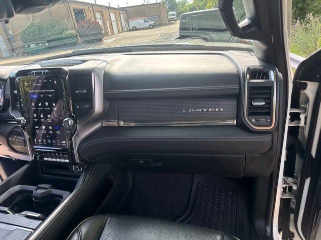 Used 2021 RAM 2500 Limited AWD/4WD image 32