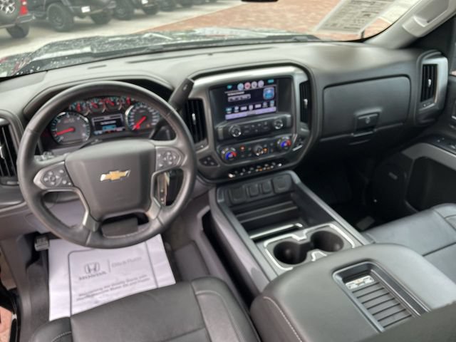 Used 2017 Chevrolet Silverado 1500 LTZ Z71 w/ LTZ Plus Package AWD/4WD image 15