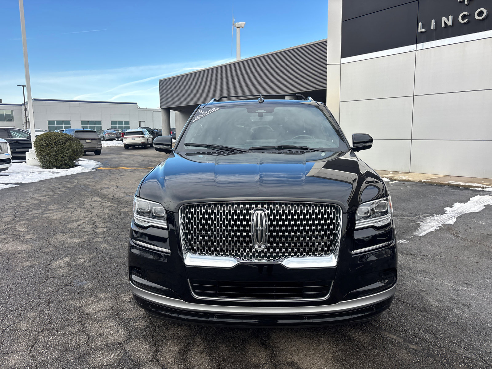 Certified 2023 Lincoln Navigator Reserve image 2