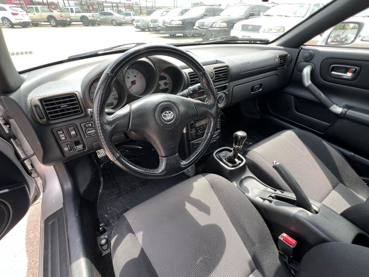 Used 2002 Toyota MR2 RWD image 33
