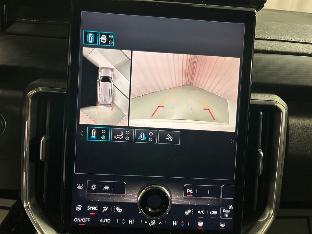 Used 2025 GMC Acadia Elevation image 18