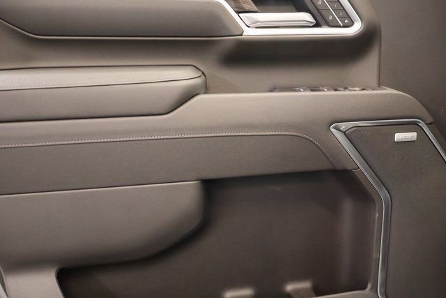 New 2026 Chevrolet Silverado 3500 LTZ w/ LTZ Premium Package image 8