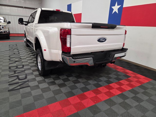 Used 2019 Ford F350 Lariat w/ Lariat Ultimate Package AWD/4WD image 7