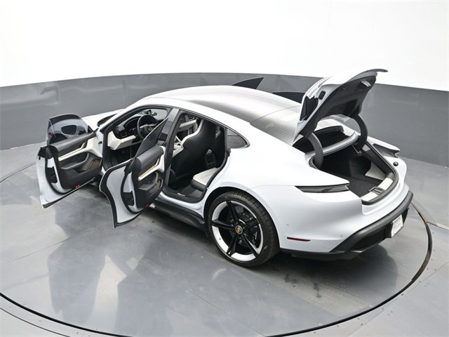 Used 2022 Porsche Taycan Turbo S image 29