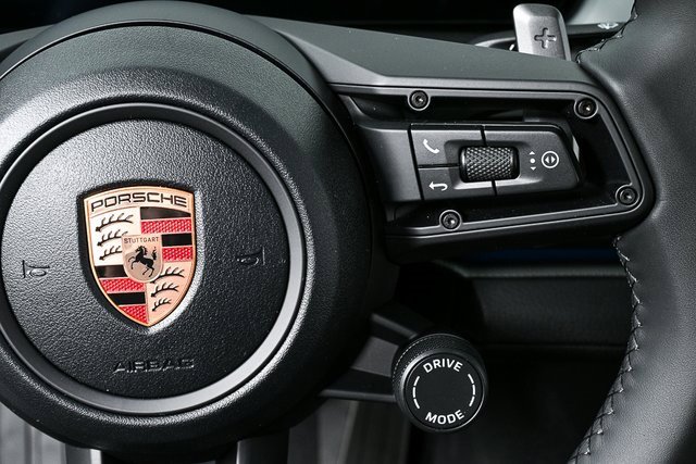 New 2025 Porsche Panamera 4 image 11