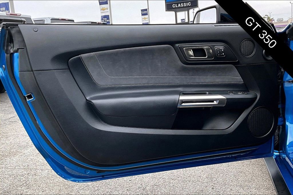 Used 2020 Ford Mustang Shelby GT350 w/ Technology Package image 18