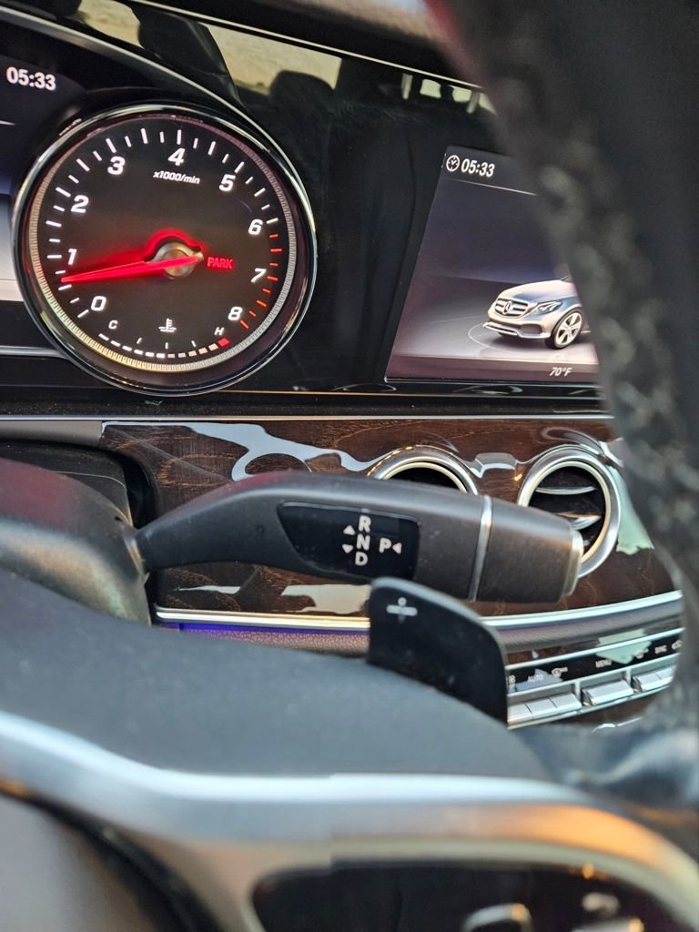 Used 2019 Mercedes-Benz E 300 image 19