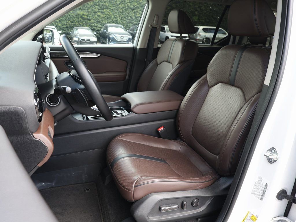 Used 2023 Honda Pilot Elite image 15