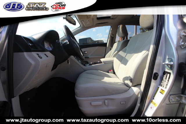 Used 2009 Toyota Venza FWD image 8