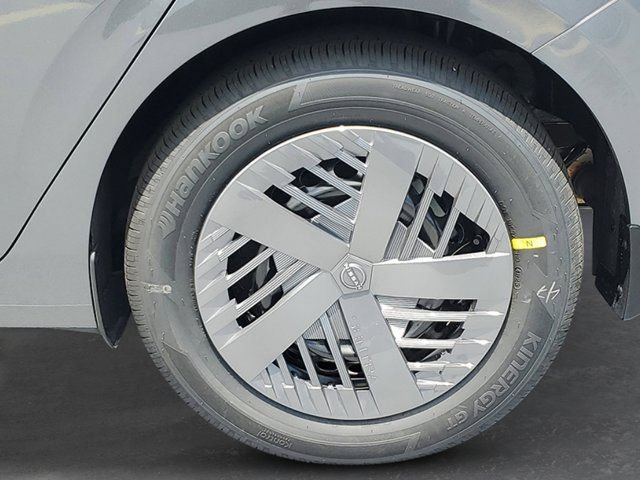 New 2026 Nissan Sentra SV w/ Floor Mat Package FWD image 8