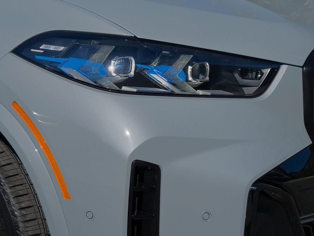 Used 2024 BMW X5 xDrive50e w/ M Sport Package image 8