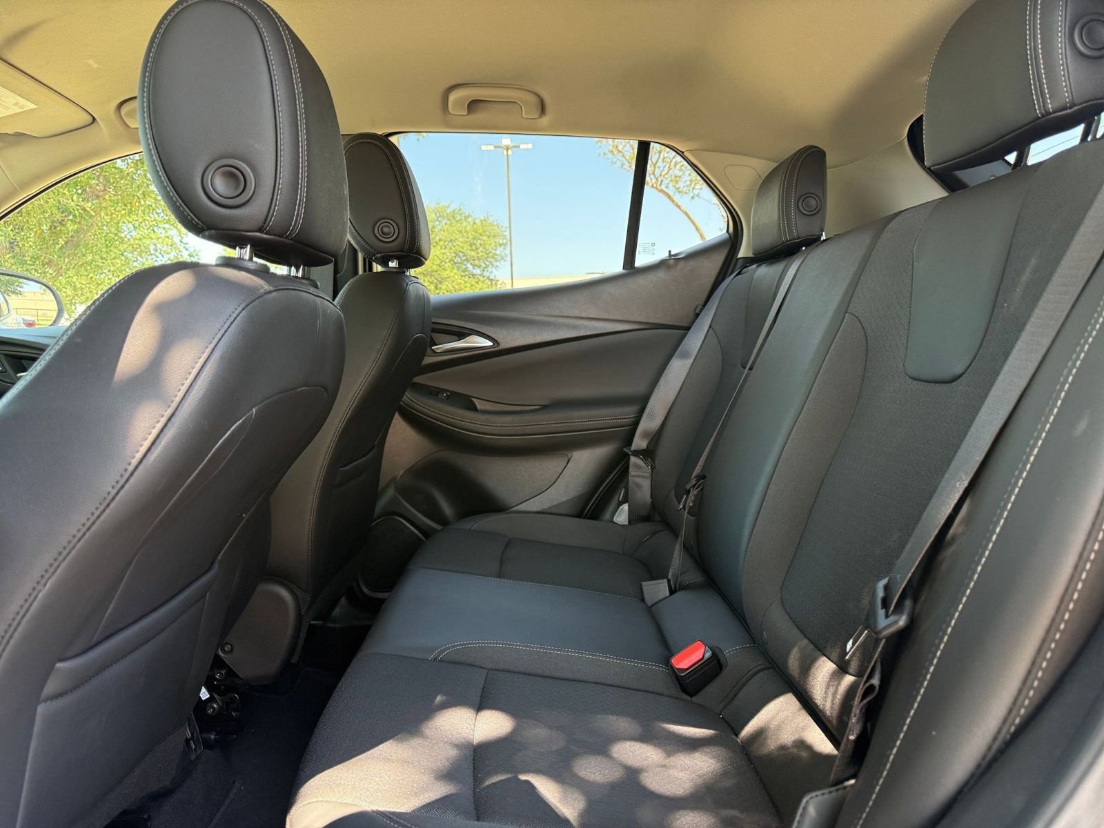 Used 2025 Buick Encore GX Preferred FWD image 25