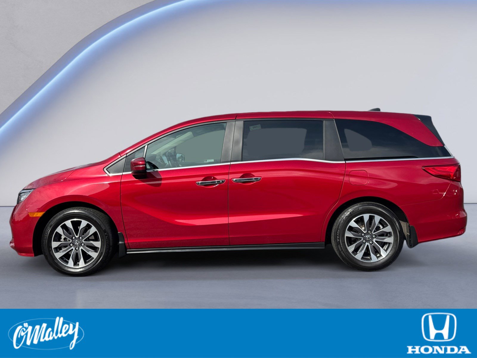 Certified 2024 Honda Odyssey EX-L image 2