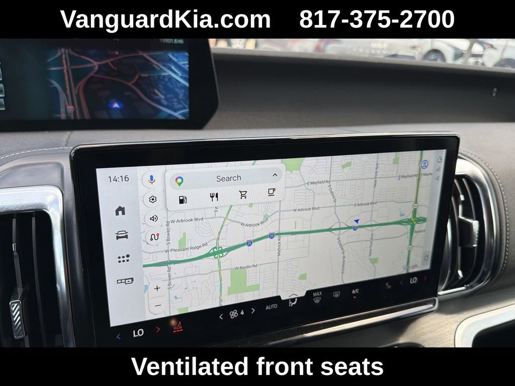 Used 2025 Ford Expedition Max Platinum AWD/4WD image 23