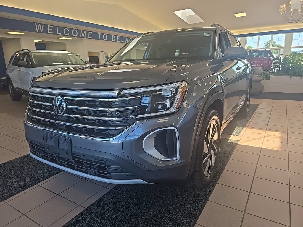 Used 2024 Volkswagen Atlas SE AWD/4WD image 1