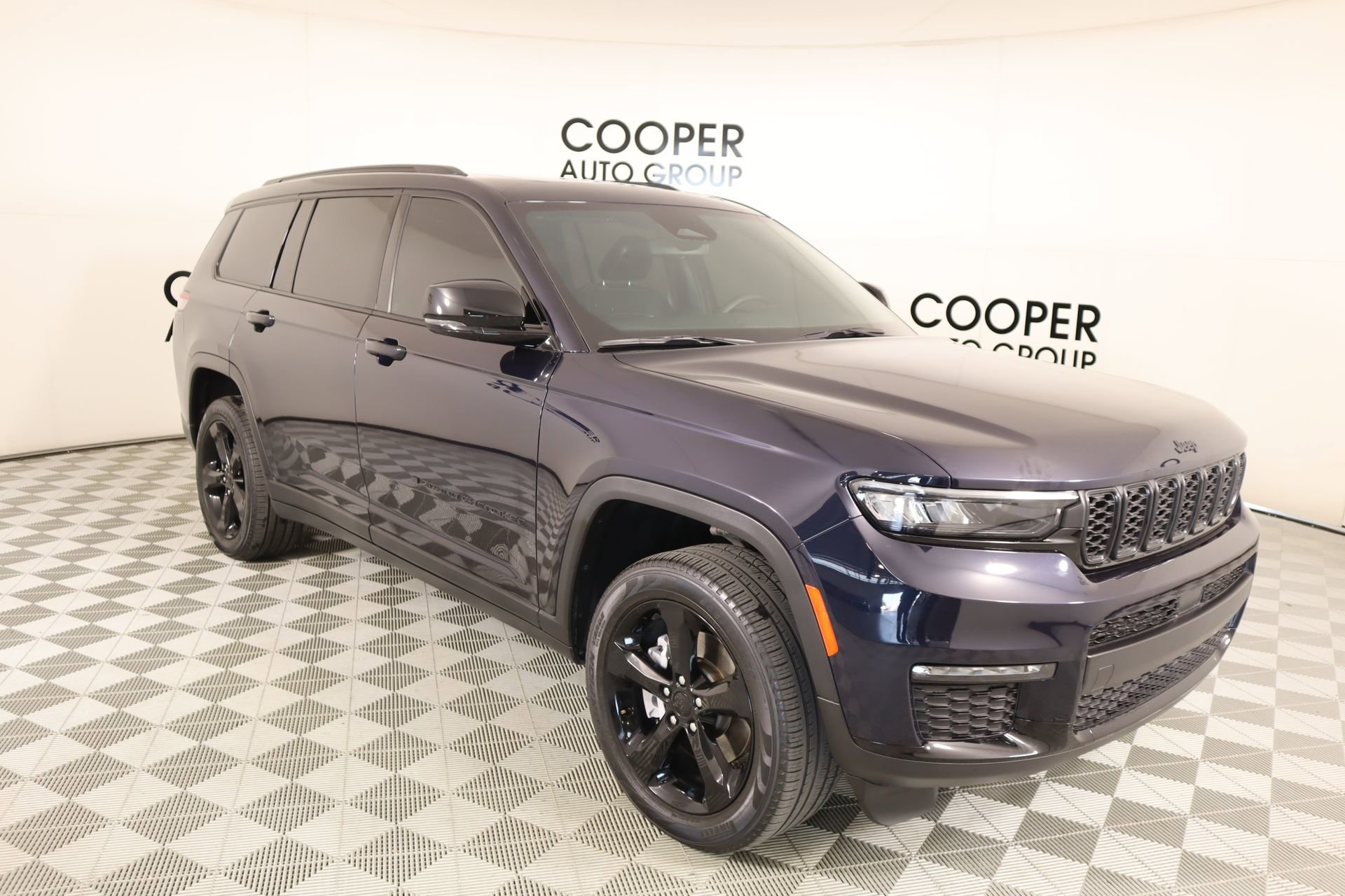 Used 2024 Jeep Grand Cherokee L Limited w/ Black Appearance Package