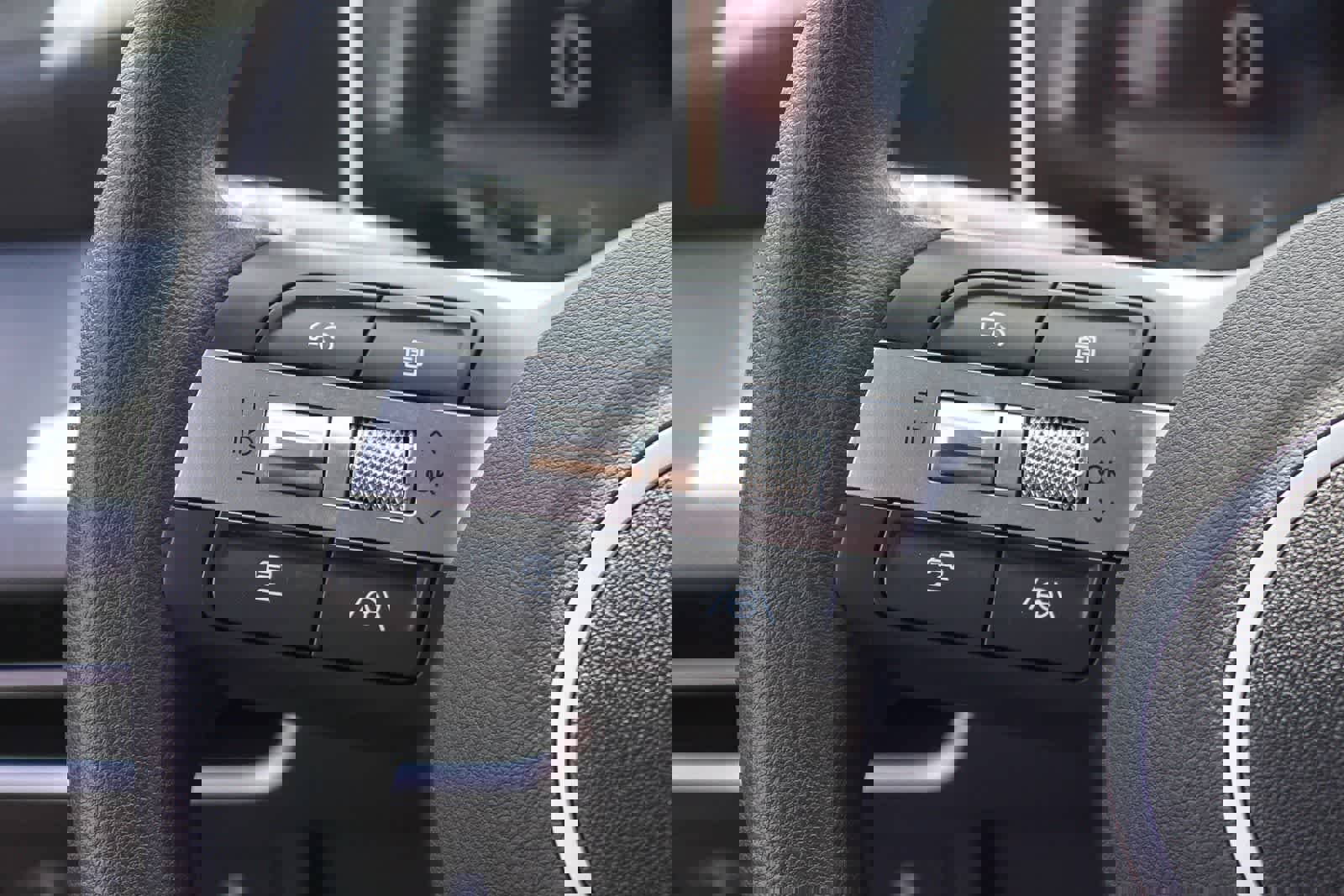 Certified 2025 Hyundai Sonata SE image 31