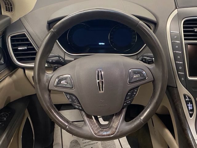 Used 2016 Lincoln MKX Reserve w/ Equipment Group 102A AWD/4WD image 27