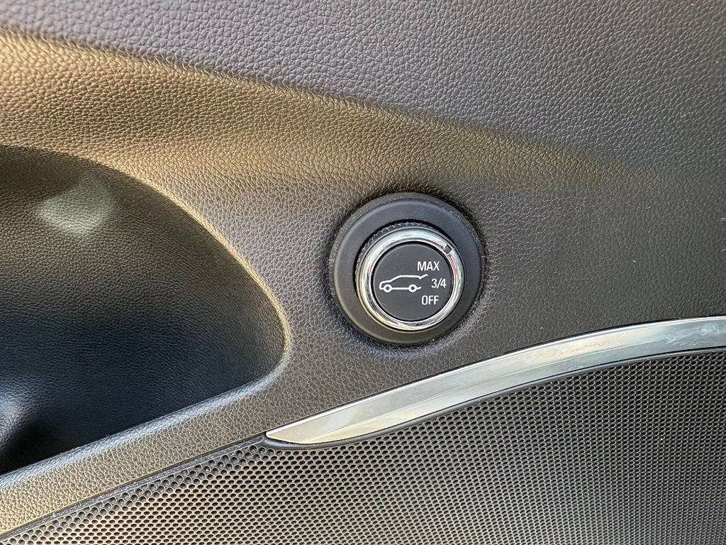 Used 2021 Buick Enclave Essence FWD image 15